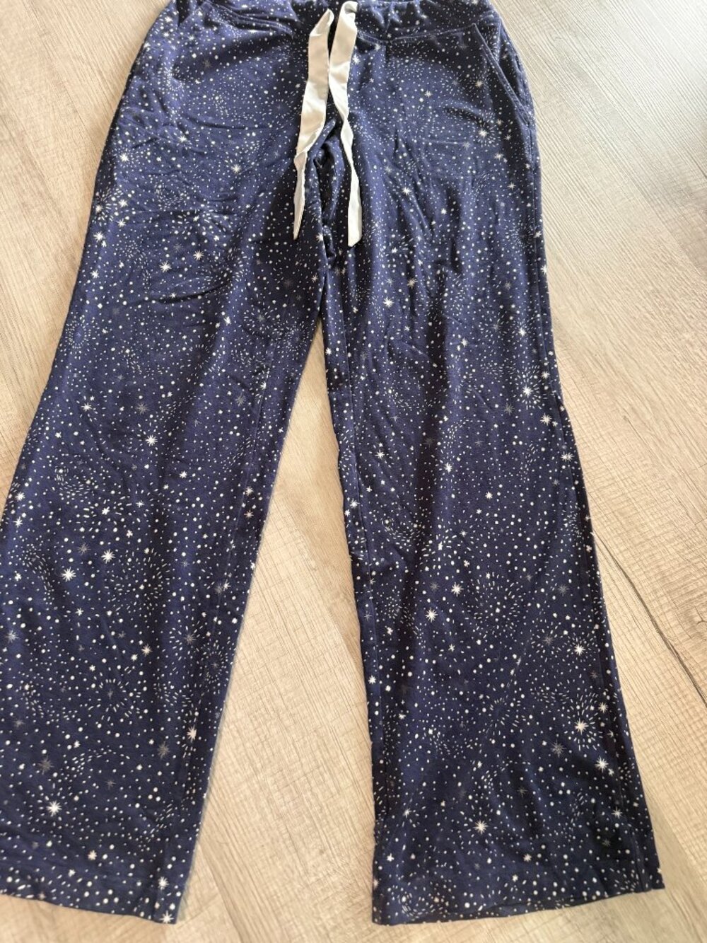 🌙✨ Soma Starry Night Button-Down Pajamas – Women’s Small